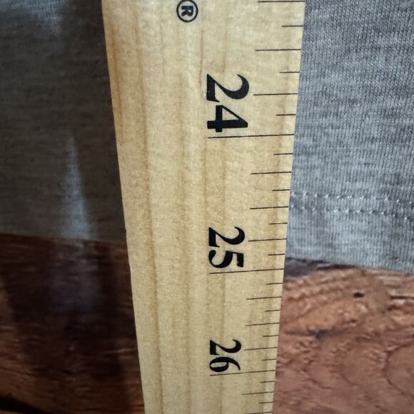 Yellowstone Dutton Ranch Small T-Shirt Men's Gray TV Show Double Sided Logo Tee - Picture 6 of 7